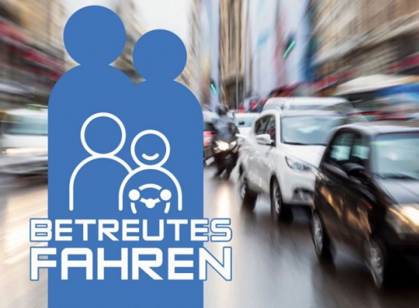 Betreutes Fahren (Klappkarte)